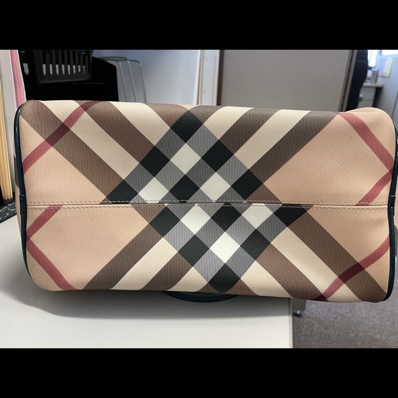 Burberry NOVA Check Satchel with Patent Blue trim - Picture 4 of 4